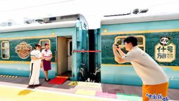 Providing a cultural experience at the Anjing railway station in Chengdu.