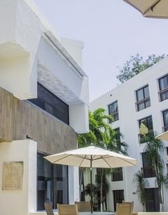 Capital Plaza Hotel