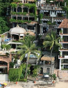 Casa Tres Vidas