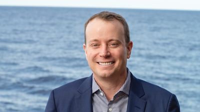 Starting 17 February 2025, Jason Montague will become NCLH's chief luxury officer, overseeing Regent Seven Seas and Oceania Cruises, driving fleet expansion and luxury market enhancements.
