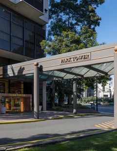 Park Tower, a Luxury Collection Hotel