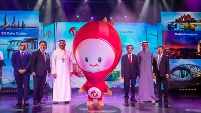 Resorts World Cruises (RWC) marks maiden voyage from Dubai with a celebratory event attended by (from left to right) Naresh Rawal, SVP- Sales, RWC; Michael Goh, President, RWC; Hamza Mustafa, COO, DPWorld; Tan Sri Lim Kok Thay, Chairman, RWC; Saud Hareb Almheiri, Cruise Tourism & Yachting Lead, Dubai Department of Economy and Tourism; and Colin Au, CEO & Executive Director, RWC.