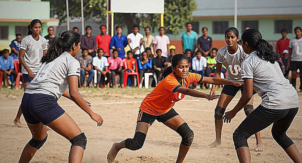 পদক এল, নাম গেল: হিমাচলের কোটি টাকার তালিকা থেকে বাদ পড়া রিতু নেগি আর রাজ্য পুরস্কারের নীরব ফাটল