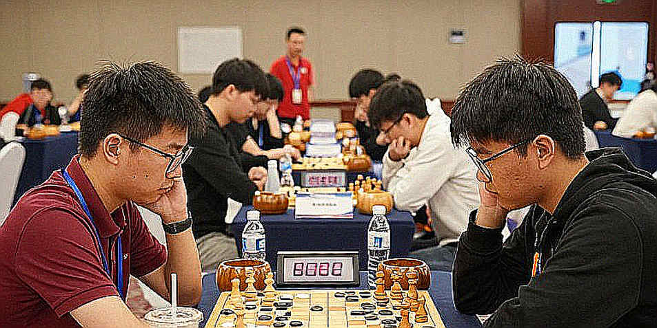 A Download Key in the Post: ChessBase Magazine #225 and the Wrong Headline in the Training Market