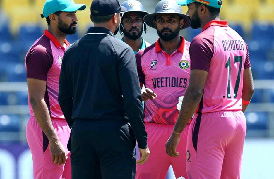 ফাটল ধরা উইকেট, ভিড়ভাট্টা লেন: শামস মুলানির ২৭৯ উইকেট আর ভারতের বাঁহাতি স্পিনের অপেক্ষার ঘর
